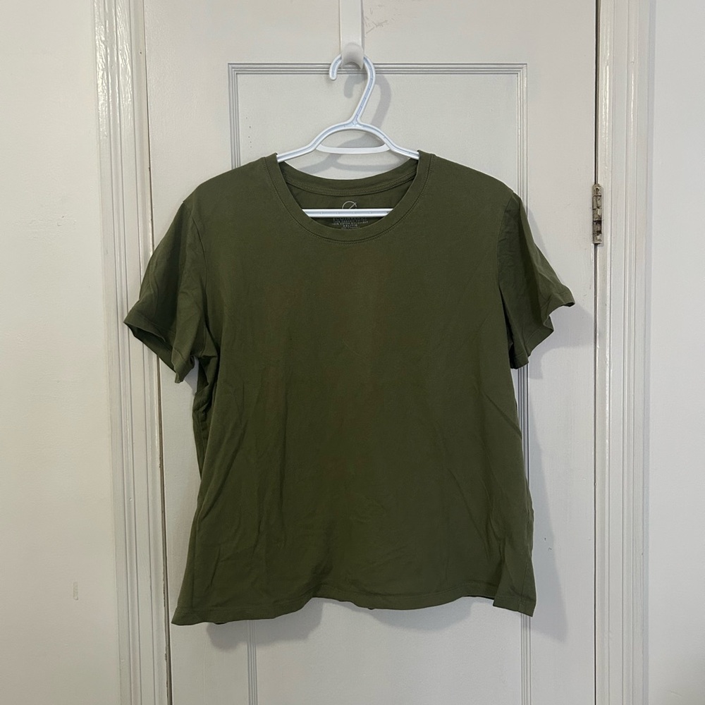 Classic Olive Women's Short Sleeve Tee